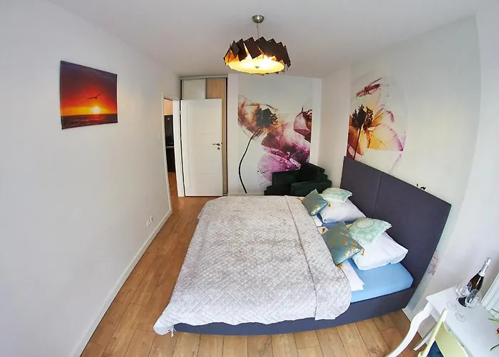 Apartamentyprzymorzu Baltycki Z Miejscem Postojowym I Ogrodkiem