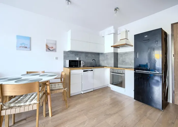 Apartamentyprzymorzu Baltycki Z Miejscem Postojowym I Ogrodkiem