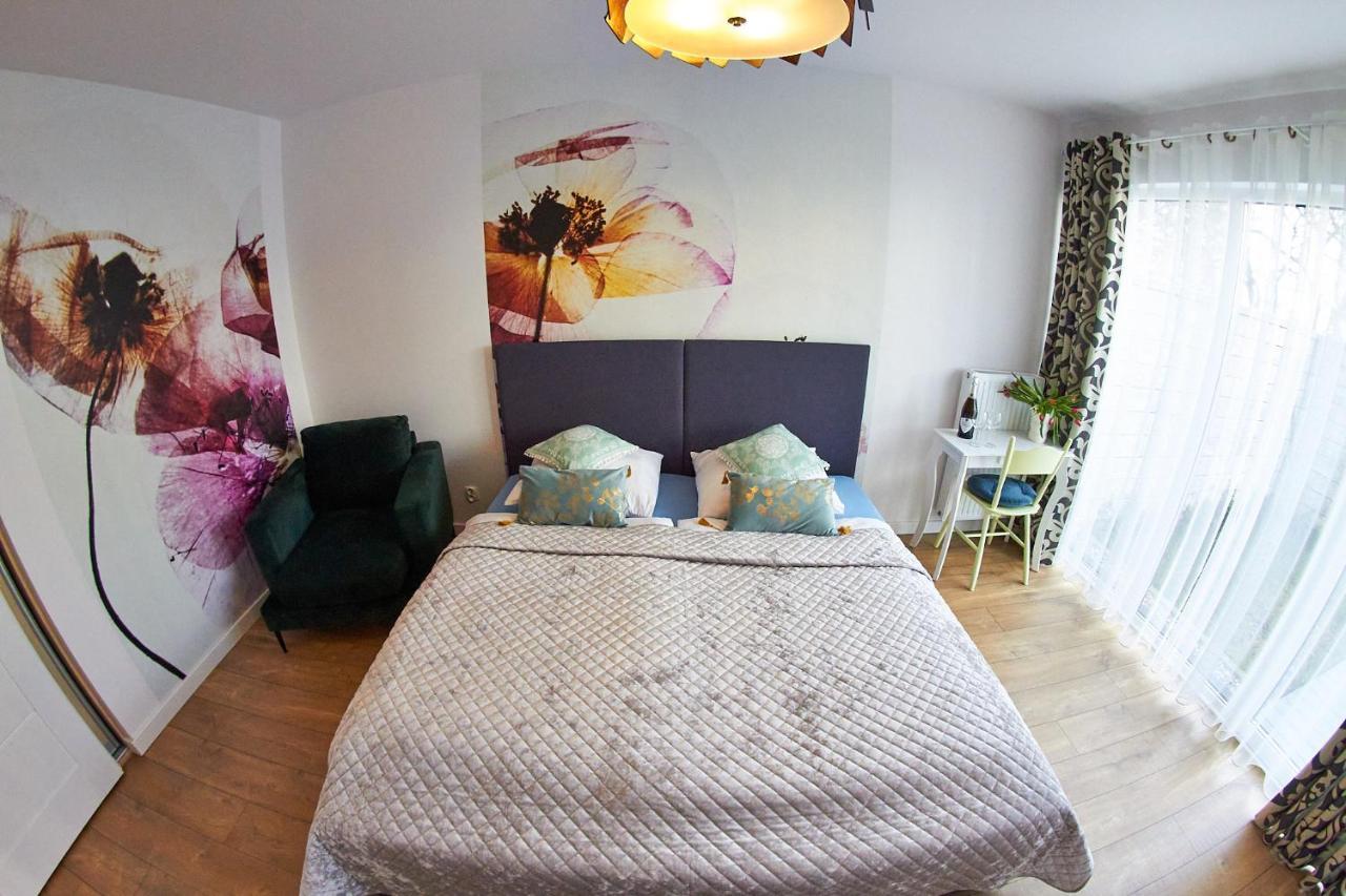 Apartamentyprzymorzu Baltycki Z Miejscem Postojowym I Ogrodkiem *